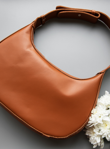 classic shoulder bag